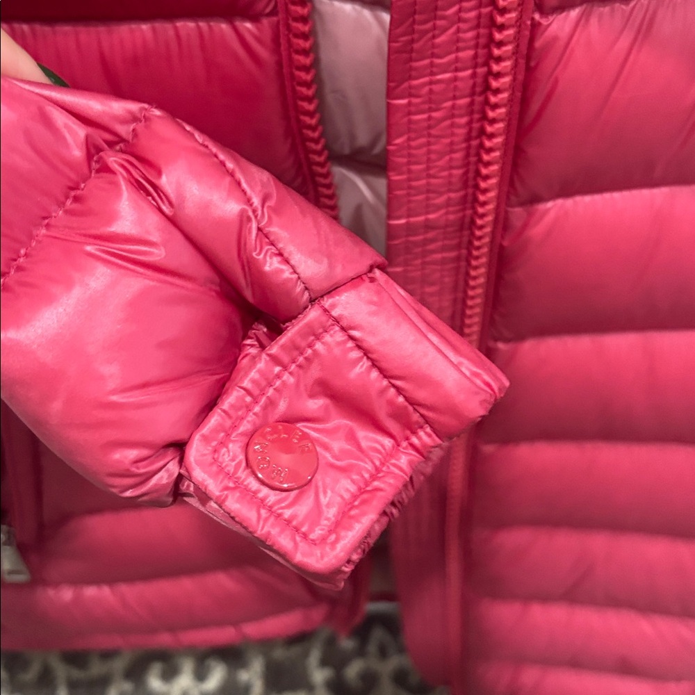 Women Moncler Jacket - Picture 8 of 8